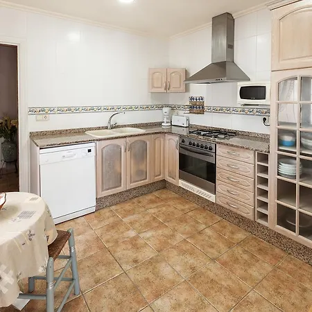 Frederic Homestay Balcon del Mar